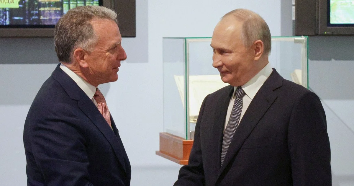 Спецпосланник Трампа зустрівся з Путіним: чекають на саміт Україна-США-РФ