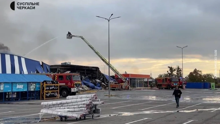 Ворог вдарив по Епіцентру в Умані та по підприємствах у ще чотирьох областях