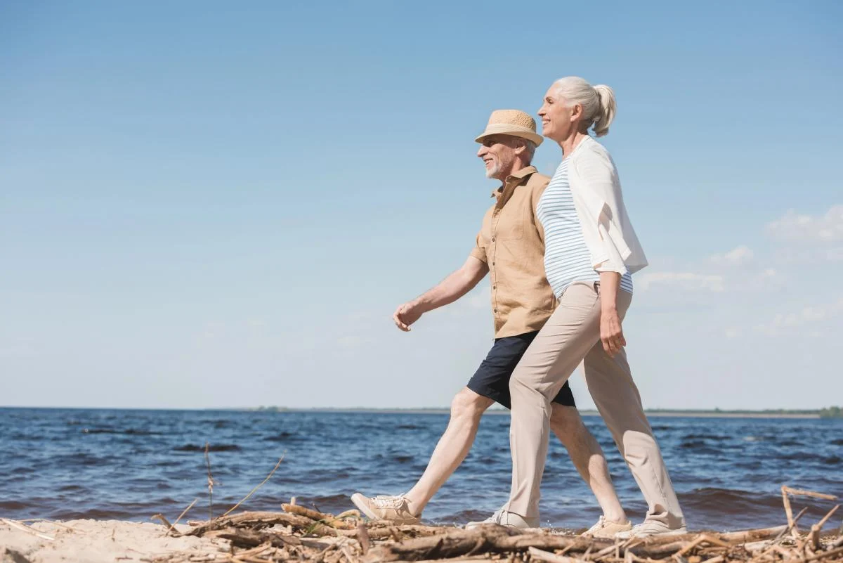 Після 60 років не обов’язково робити 10 тисяч кроків на день: вчені пояснили, чому