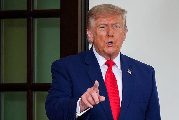 Трамп хоче мирної угоди до грудня: до чого намагаються примусити Україну — ЗМІ
