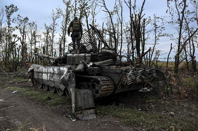 Мінус понад 1800 окупантів та 11 танків: втрати ворога на 21 жовтня