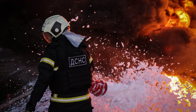 Росіяни атакували склади у Кропивницькому