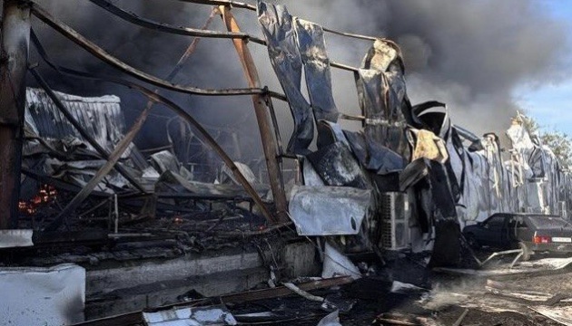 Атака на склади у передмісті Дніпра: під час гасіння пожежі знайшли двох загиблих