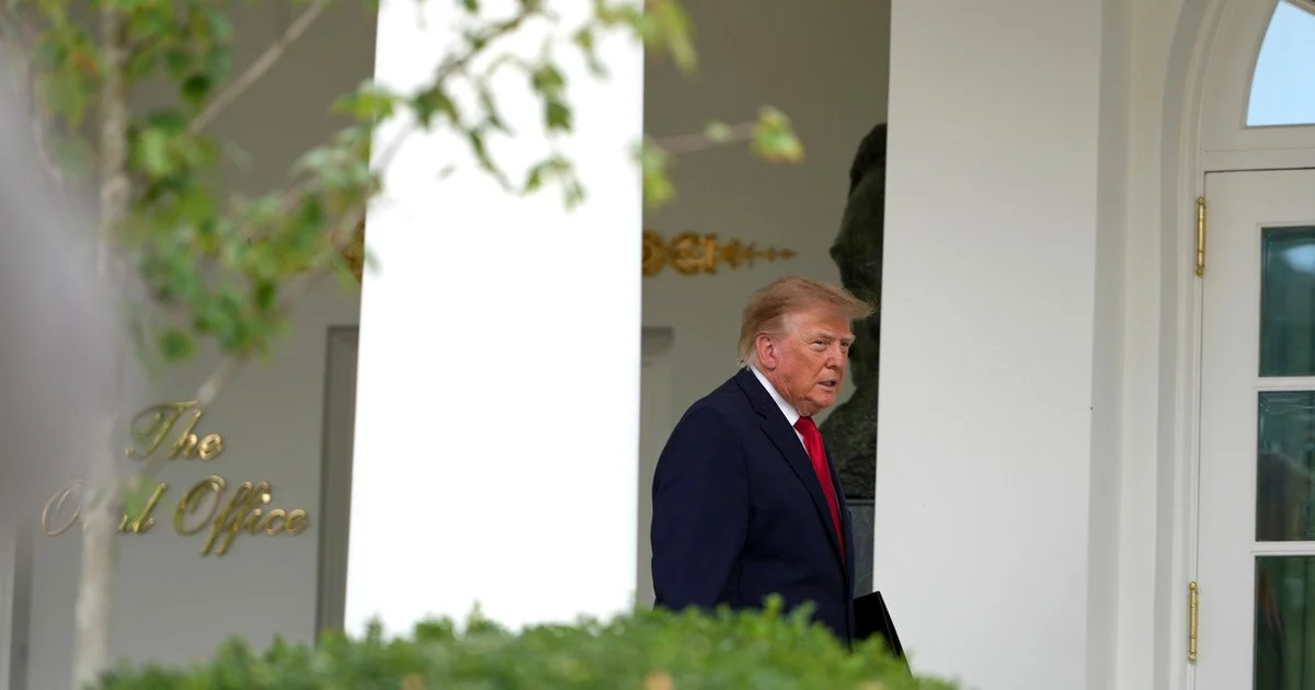 Хто наказав відключити Starlink для України: що відповів Трамп
