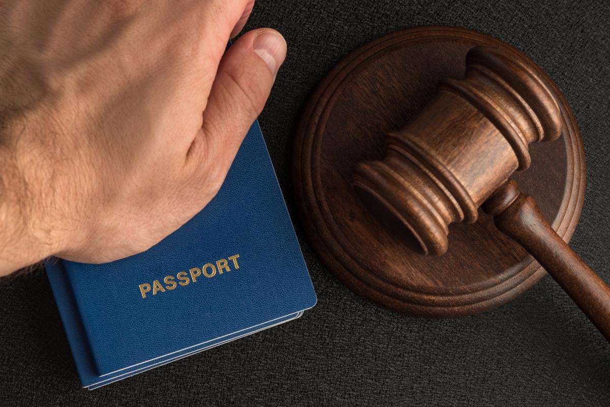 Жив у Бельгії, але потрапив до бази поліції через ТЦК: чому суд відхилив позов українця