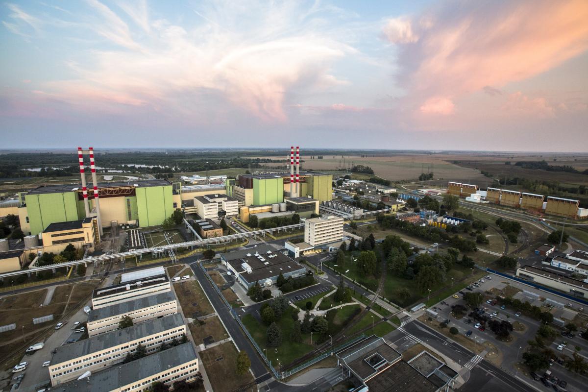 Угорщина хоче замінити кремлівській "Росатом" у своєму ядерному проєкті, – Reuters